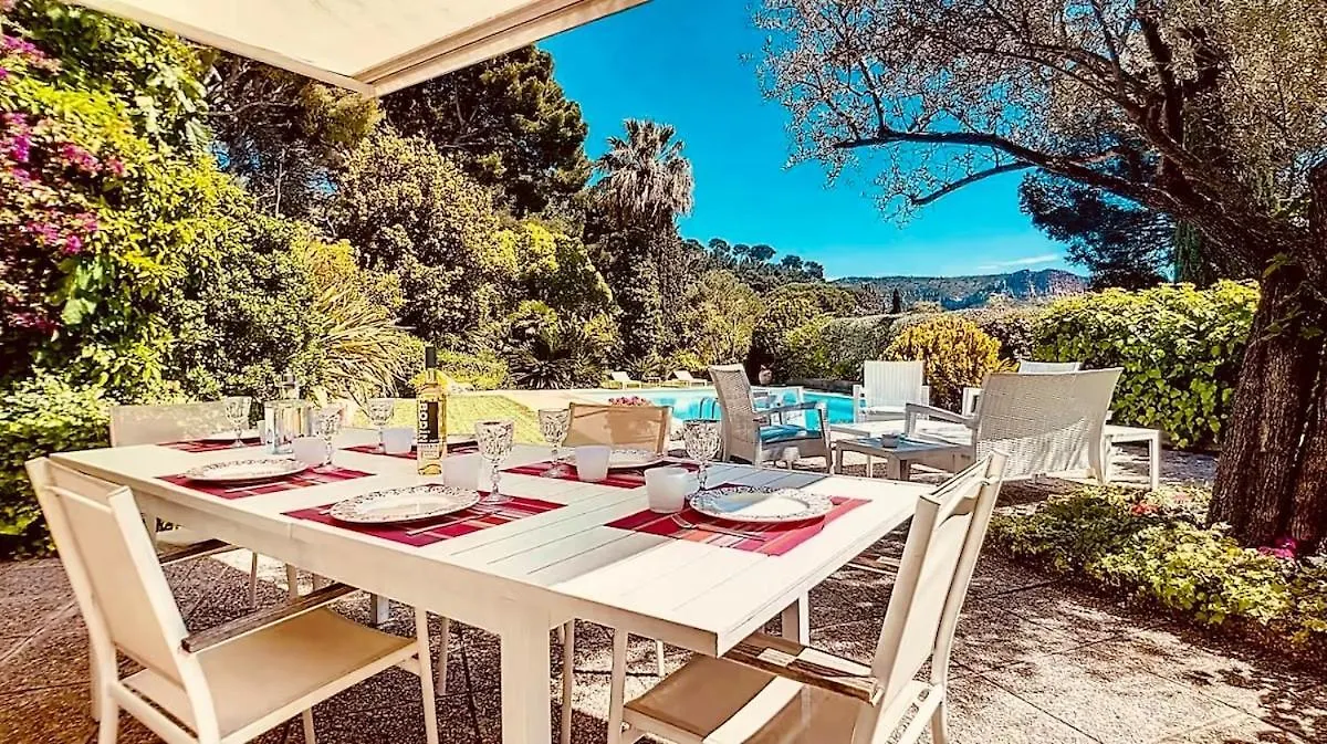 Villa Oasis De Verdure - Elegance En Provence - Piscine - 1 A 6 Personnes Cassis
